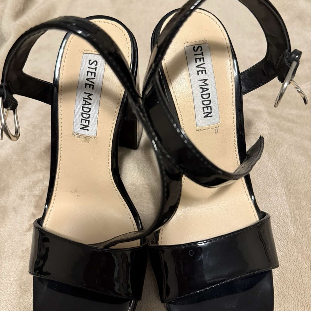 Steve Madden Glossy Black Heels